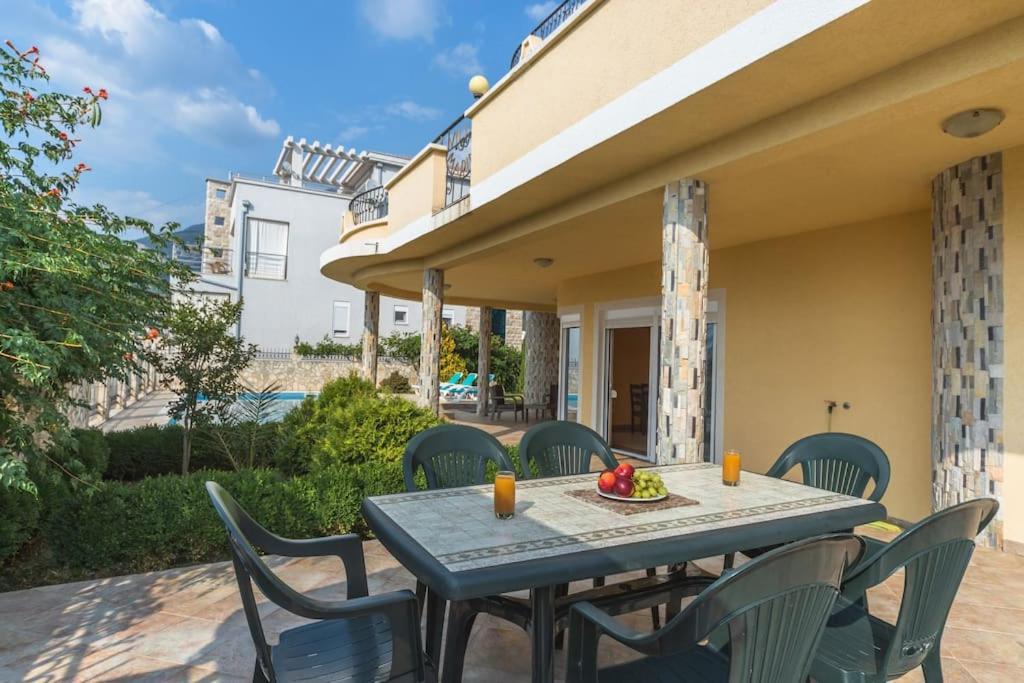Villa Marina Dobra Voda Ngoại thất bức ảnh